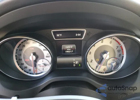 2015 Mercedes-Benz Cla 250 z USA, uszkodzony, nr VIN WDDSJ4EB2FN225433